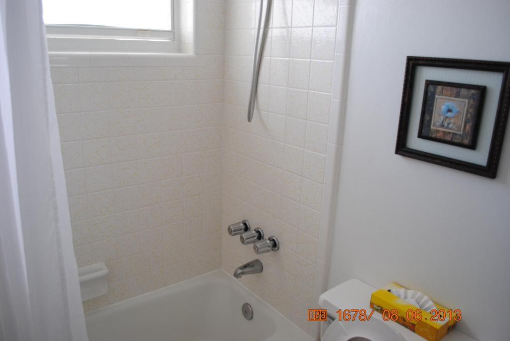 Wave Beach Vacation Rentals Pompano Beach Bilik gambar