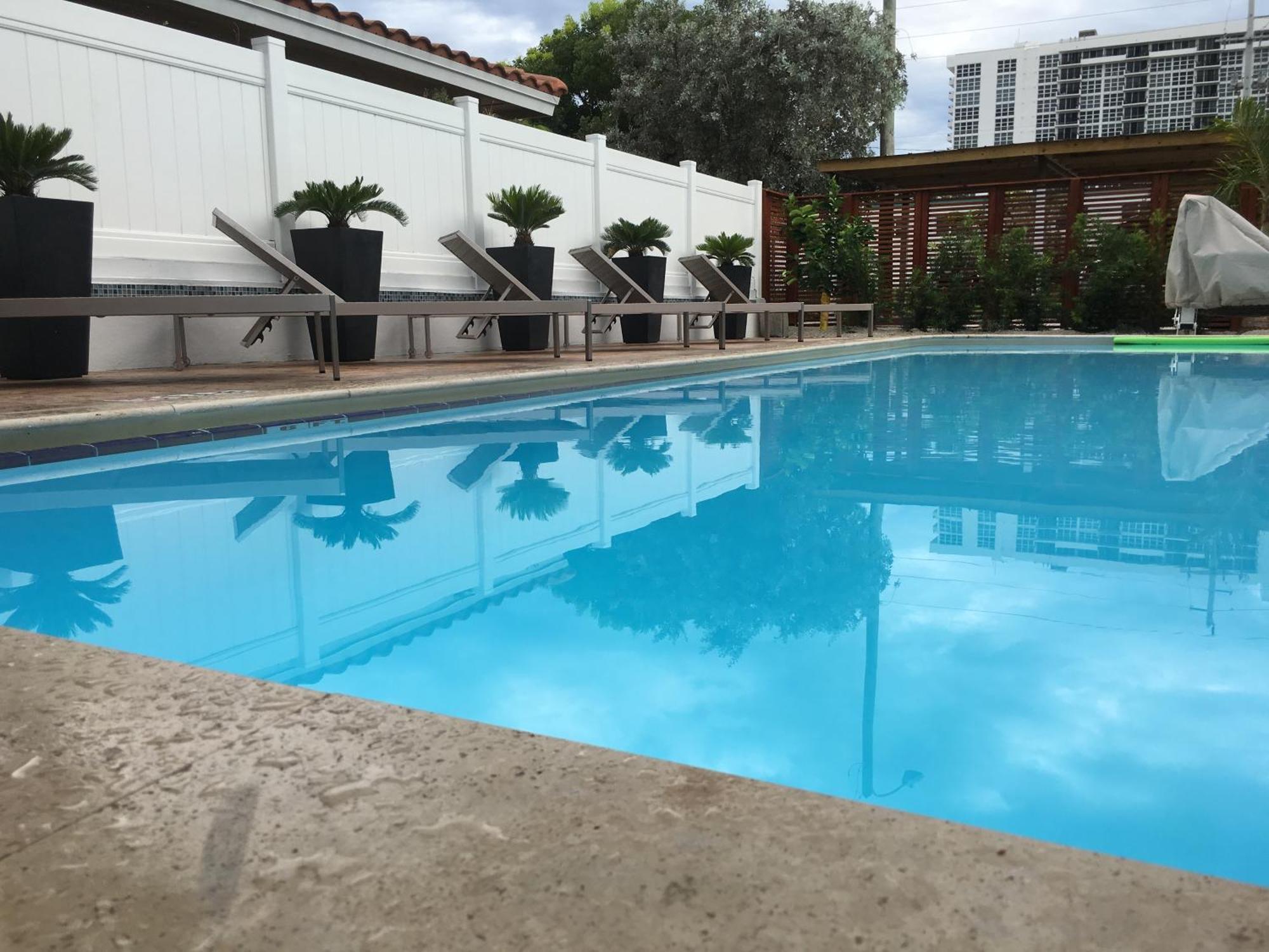 Wave Beach Vacation Rentals Pompano Beach Luaran gambar
