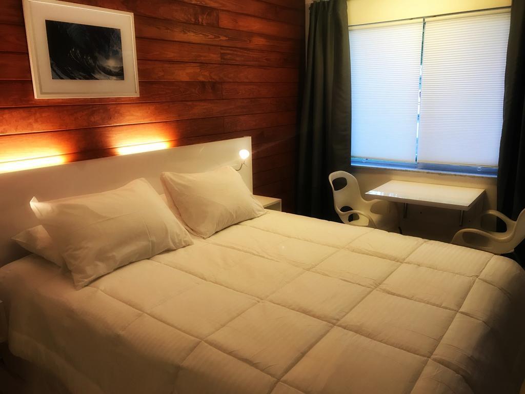 Wave Beach Vacation Rentals Pompano Beach Bilik gambar